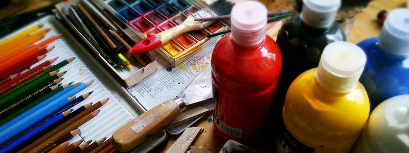painting-911804_1920.jpg